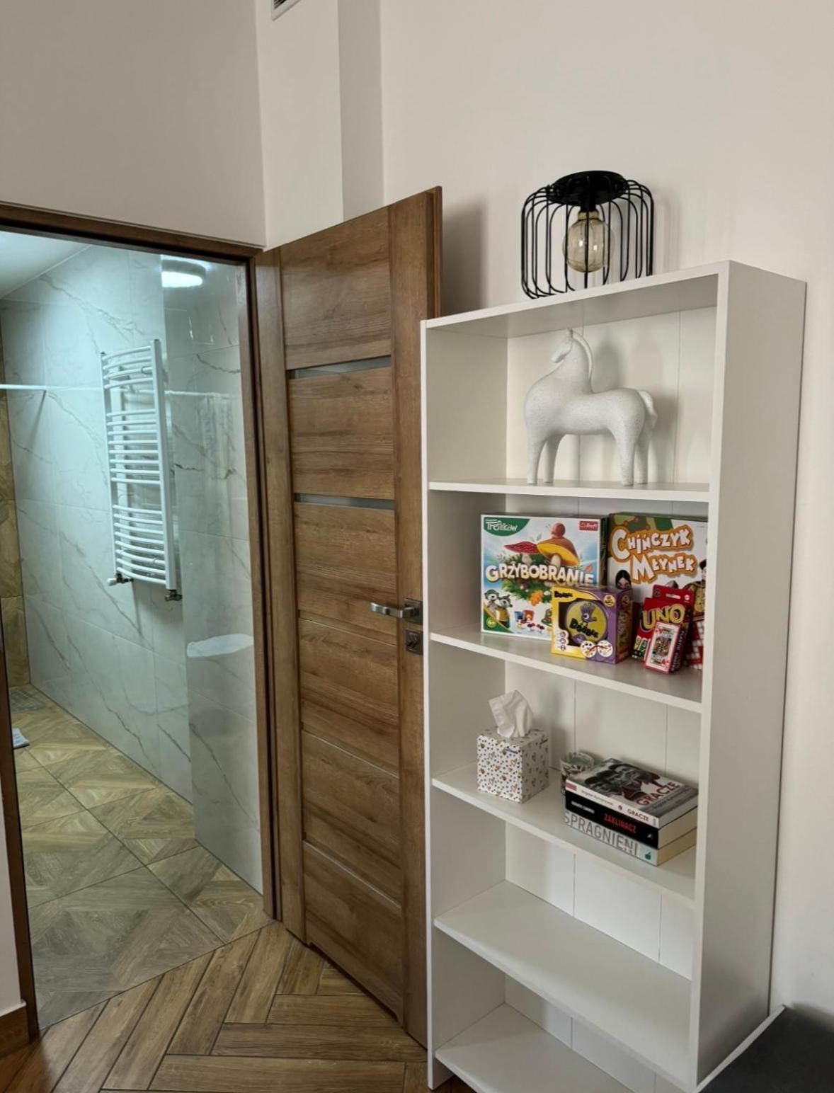 Dawna Mleczarnia Apartamenty Sosnowy نوا رودا المظهر الخارجي الصورة
